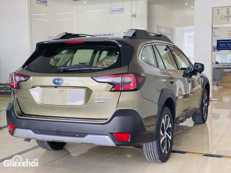 Đuôi xe Subaru Outback 2023