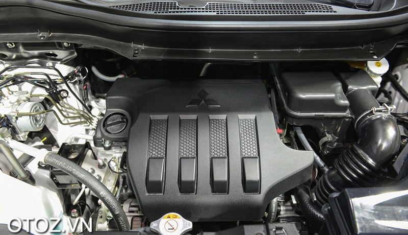 dong-co-xe-mitsu-xpander-2021-otoz-vn