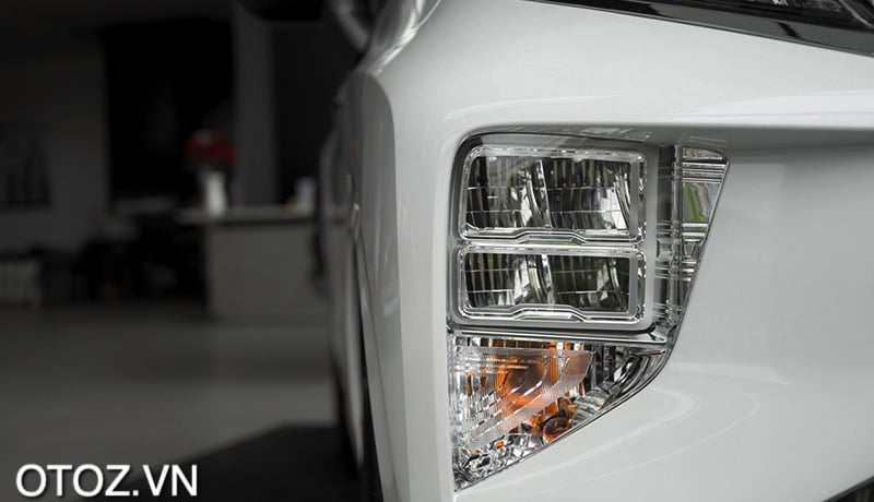 den-pha-xe-mitsu-xpander-2021-otoz-vn