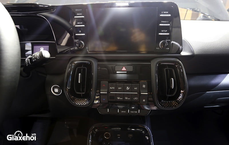 KIA Sonet 2023 giá lăn bánh, đánh giá xe, ưu đãi (08/2022)